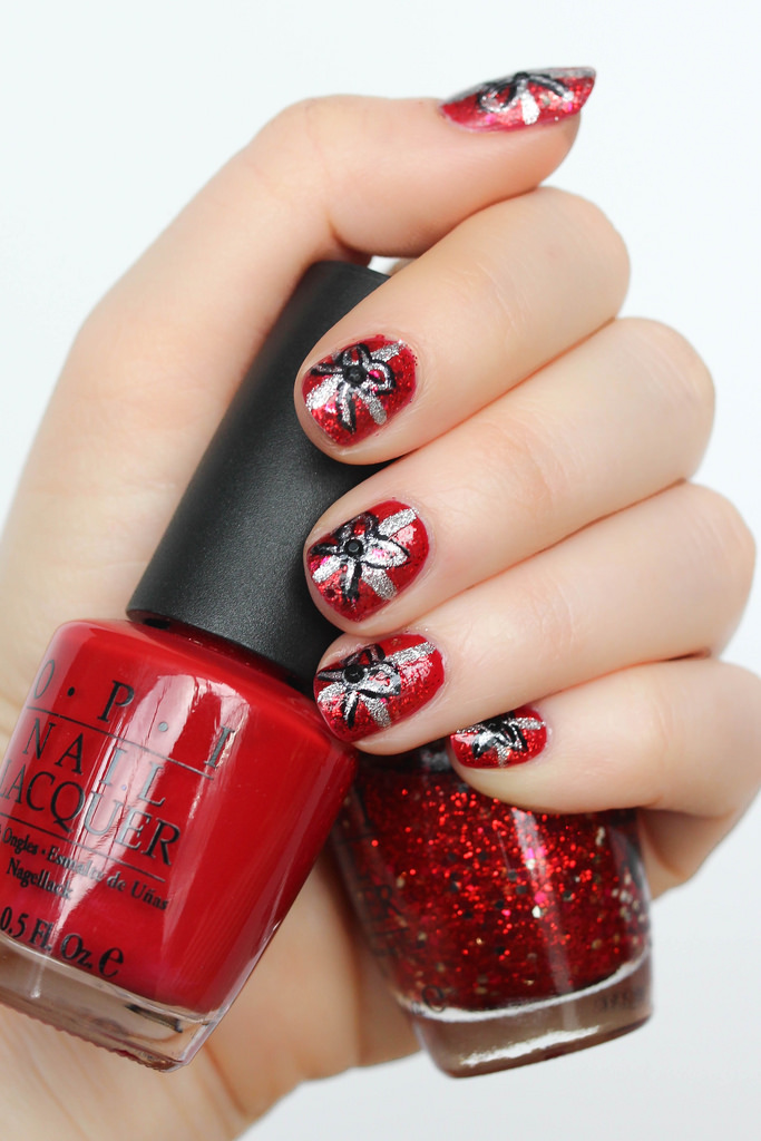 Red Glitter Christmas Bow Nails