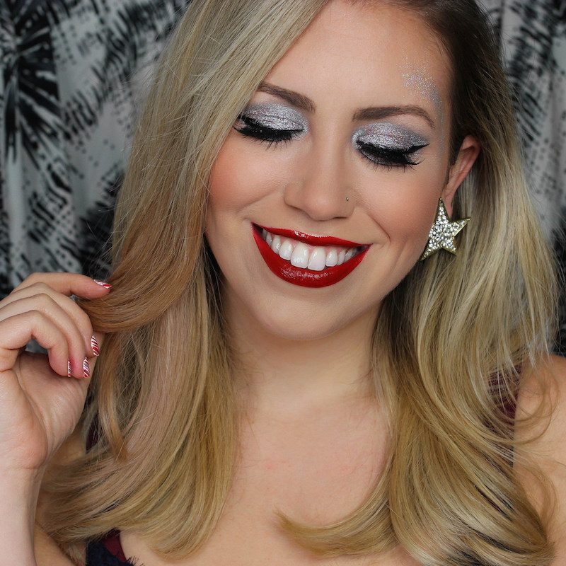 Sparkle Surprise: Crazy Holiday Themed Party Makeup