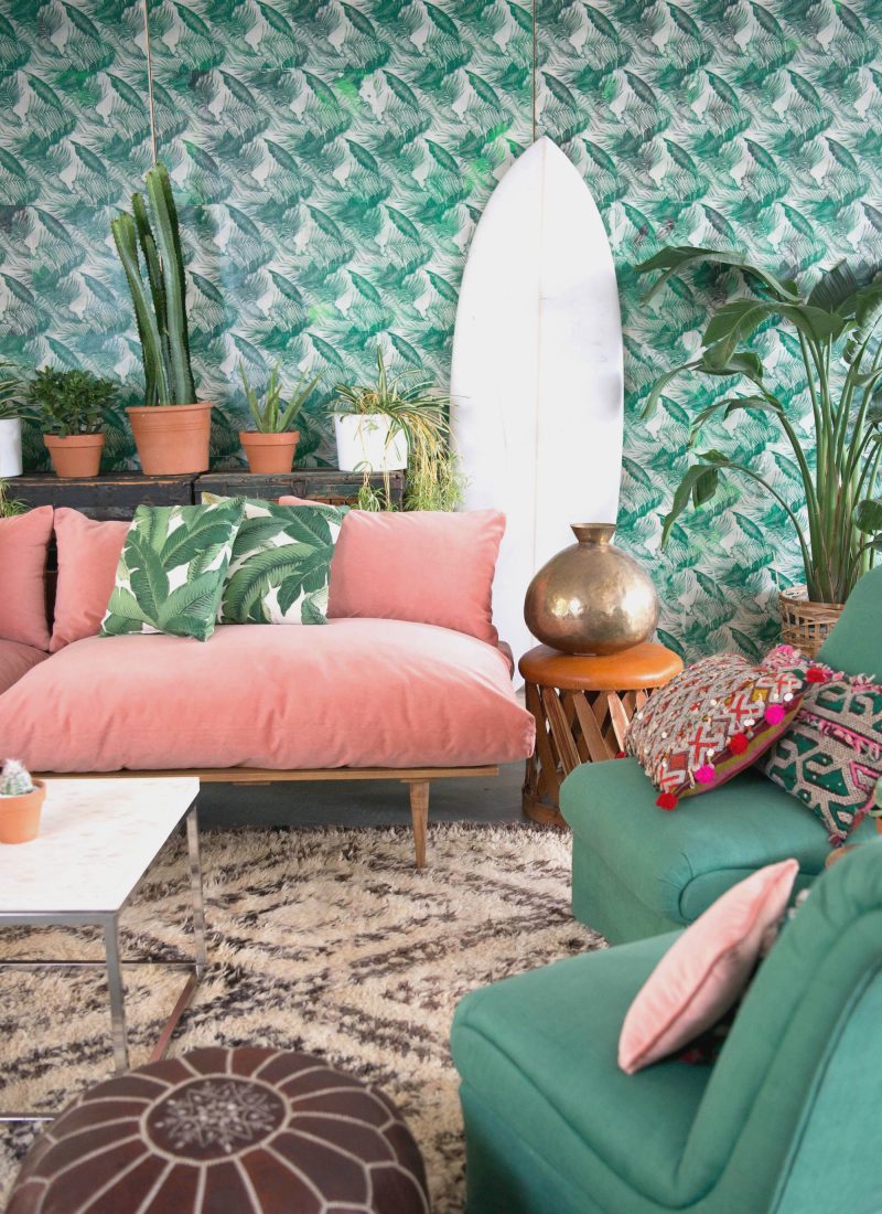 How to Decorate with Living Coral Pantone’s Color of the Year