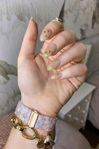 Manicure of the Month: Gold Glitter Star Nails