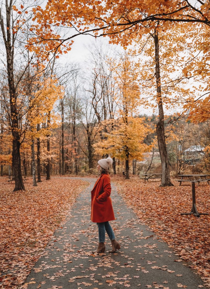 My Complete Vermont Fall Travel Guide: What to See, Do & Eat | Ultimate Fall Guide to Vermont | 5 Day Vermont Road Trip | Fall Foliage Road Trip Guide | Thompson Park Stowe Vermont