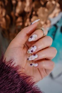 Manicure of the Month: Sparkly Star Nails | Star Manicure | Gold Rose Gold & Burgundy Stars | Pink Star Mani | Almond Shape Nails | UV Gel | Hard Gel | Nail Art Inspiration | Nail Design