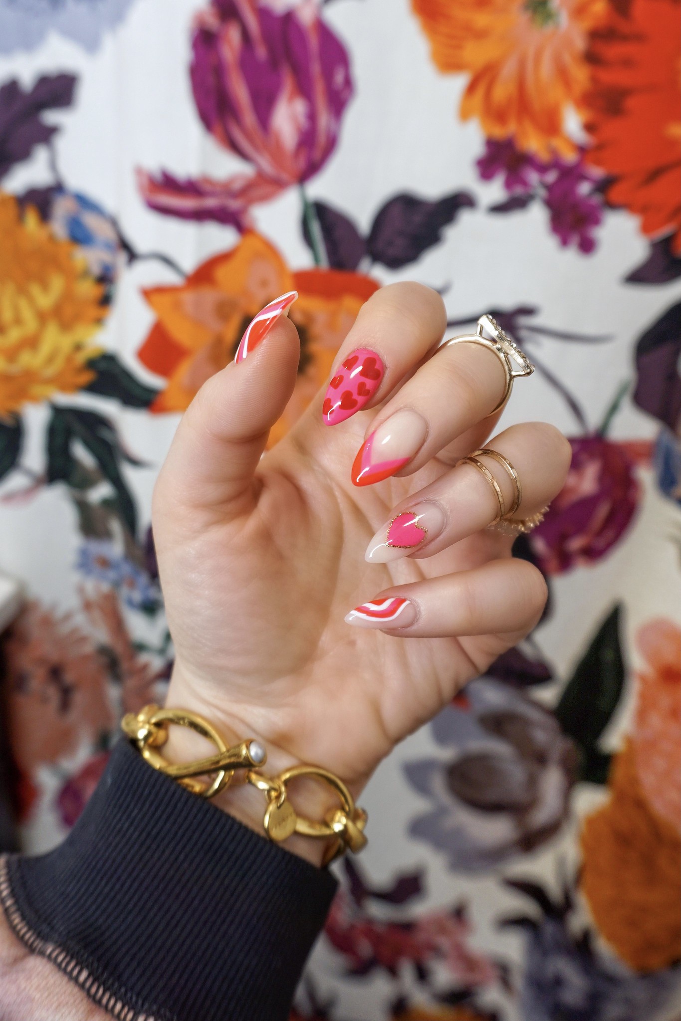 25 Best Valentine's Day Nails 2022 That We're Obsessed | Valentine's day  nails, Pink nails, February nails
