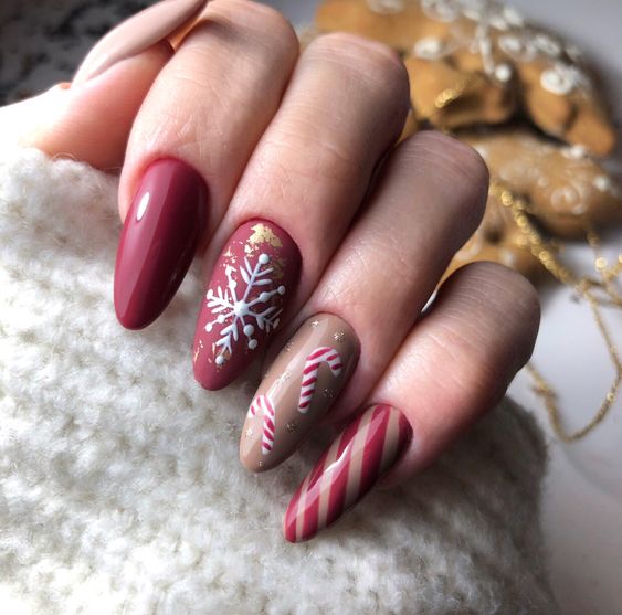 Candy Cane Nail Designs
