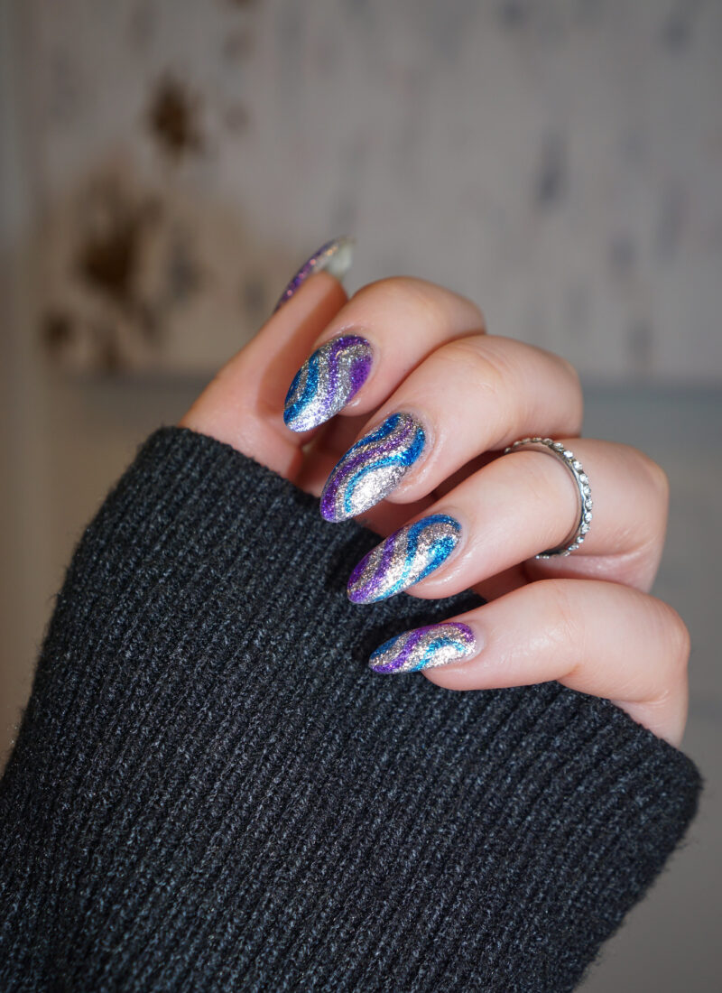 Sparkling Glitter Swirl Nails | Silver Glitter Nails | Jelly Nail Polish | Nail Ideas | Nail Designs