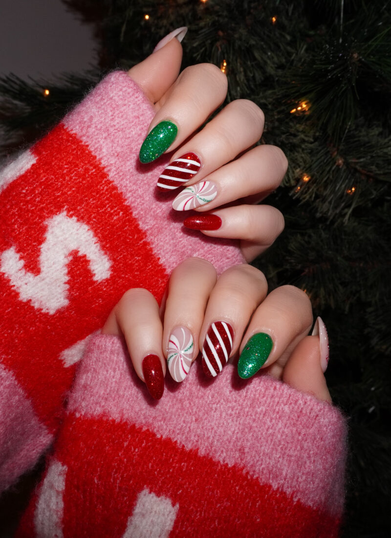 Peppermint Swirl Nails | Christmas Nails