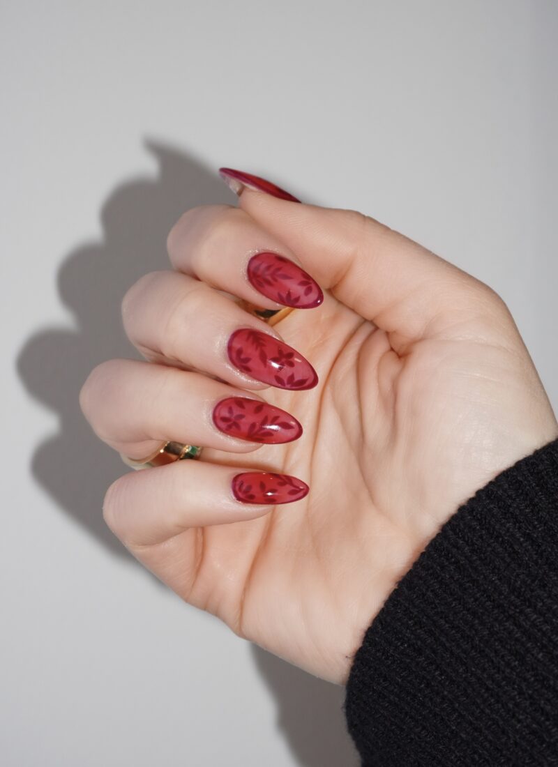 What are Jelly Nails? The Newest Korean Sheer Nail Trend