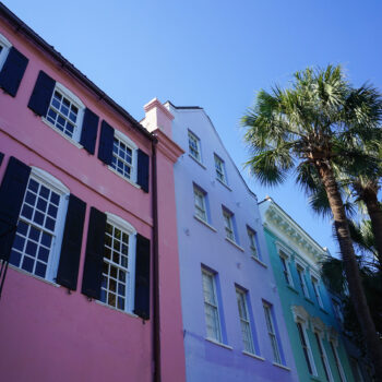 A First Timer's Guide to 3 Days in Charleston South Carolina | What to do in Charleston | Charleston Travel Guide | Best Things to do in Charleston | Best Places to visit in Charleston | Rainbow Row